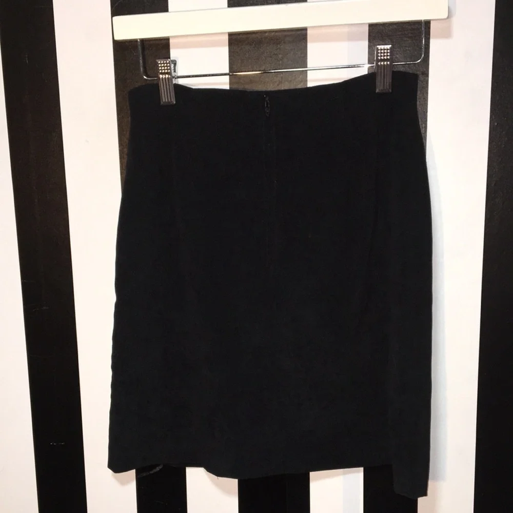 Retro Vintage 1980s Short Black Above Knee A-Line Skirt Size 4 Woman’s XS/Small